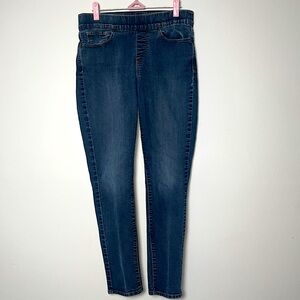 Levi's Pull On Skinny Jeans 8